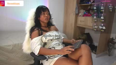 Snapshot of cassiecol chatting on October 14, 10:02 pm cASSie online show from October 14, 10:02 pm