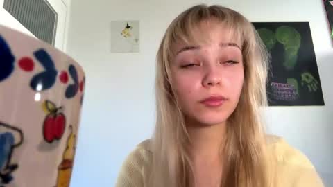 Olivia online show from April 22, 6:20 am