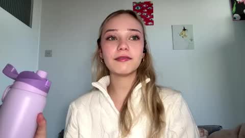 Olivia online show from March 2, 7:15 am