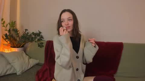  cassandra  online show from February 14, 12:46 am