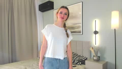 For friends Kira online show from February 18, 7:19 am