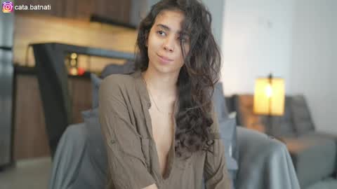 Catalina online show from April 7, 2:30 pm