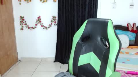 isabel online show from January 23, 1:24 pm