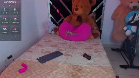 Catalina  online show from March 5, 1:31 am