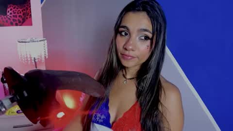 catalina_whore1 online show from September 25, 12:17 am