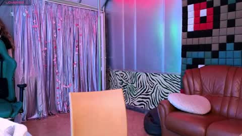 catherineclaire online show from May 20, 6:47 pm