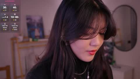 Lee online show from October 27, 5:13 pm