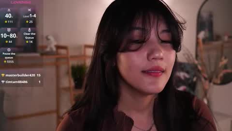 Lee online show from October 17, 5:28 pm