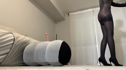 cd_pr1nc3ss online show from November 1, 1:50 am