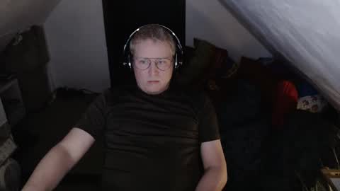 cebas online show from March 7, 8:55 pm