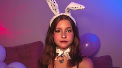 Lina  online show from October 11, 7:39 pm