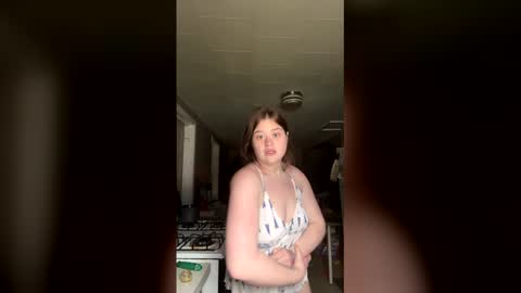 cecerose813 online show from April 9, 12:22 pm