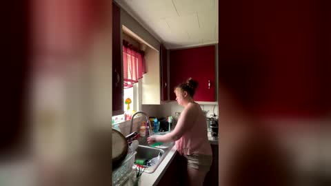 cecerose813 online show from April 12, 10:14 pm