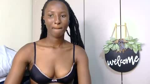 cee_queen online show from July 18, 8:55 pm