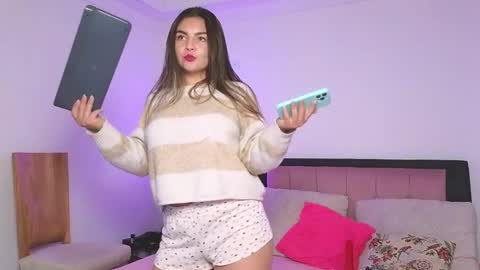 celeste_1star online show from February 25, 11:15 pm