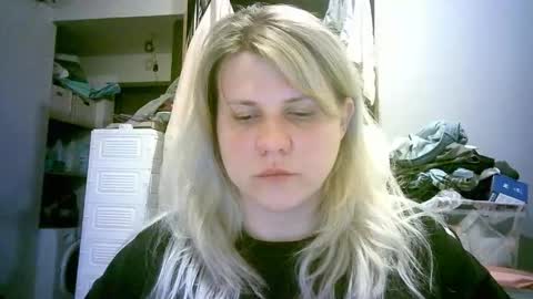 celeste_naughty_ online show from May 7, 10:55 am