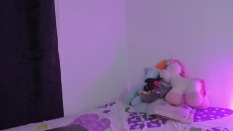 Celeste Y Pipe online show from February 6, 5:00 am