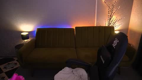 celestenoirr online show from September 10, 2:18 pm