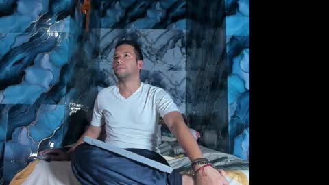 celesteyorucso1 online show from October 6, 8:37 pm