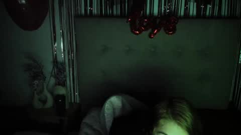 CelestheJones online show from February 11, 6:40 am