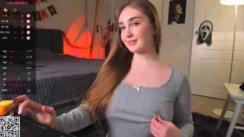 Eva Angel online show from November 2, 6:52 pm