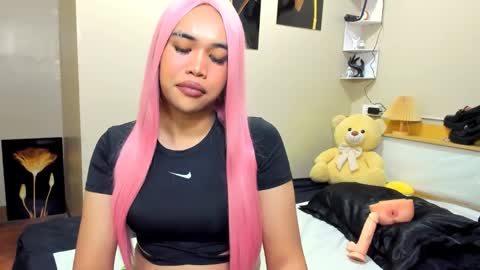 celestinaxisabella online show from April 20, 5:27 pm