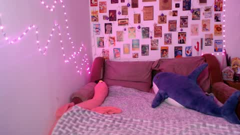 Snapshot of celine_dionn chatting on December 19, 6:45 am Celine online show from December 19, 6:45 am