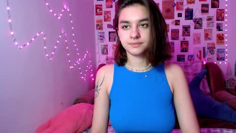 Snapshot of celine_dionn chatting on January 4, 5:58 am Celine online show from January 4, 5:58 am