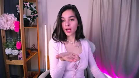 Snapshot of celine_dionn chatting on October 1, 4:55 am Celine online show from October 1, 4:55 am