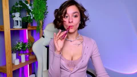  Celine  online show from February 7, 6:16 am