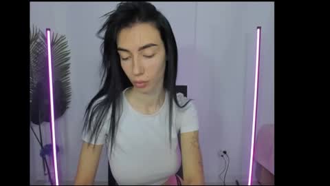 Celine Roxelle online show from November 4, 8:04 am