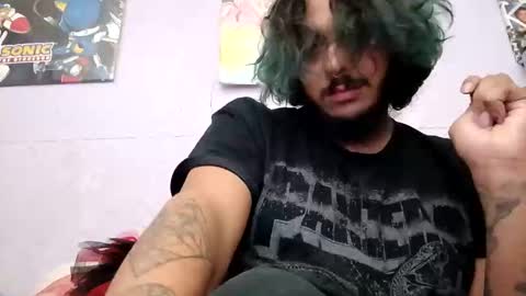 Snapshot of cfm94753 chatting on October 19, 6:40 am cfm94753 online show from October 19, 6:40 am