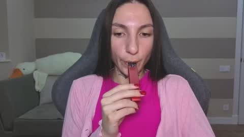 Kate online show from December 3, 7:09 am