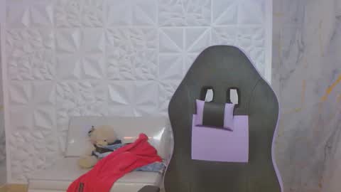 chacorta_ online show from March 10, 3:27 pm