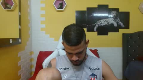 chacorta_ online show from April 28, 1:04 pm