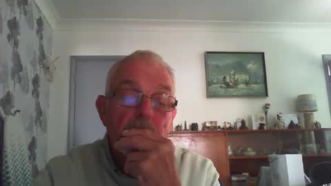 Champers online show from June 15, 2:31 pm