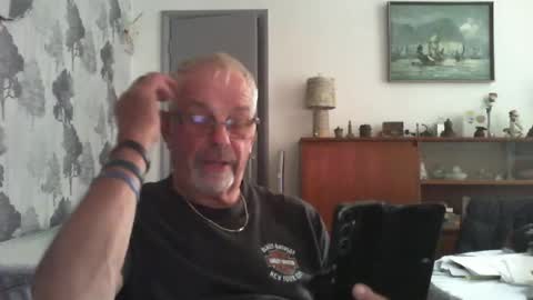 Champers online show from July 30, 3:56 pm