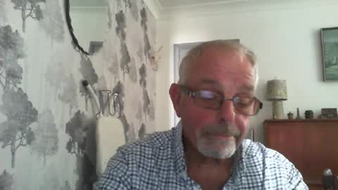 Champers online show from July 28, 3:21 pm