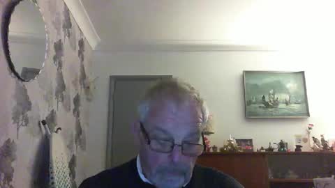 Champers online show from December 21, 3:18 pm