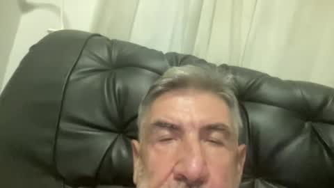 champsex305610 online show from April 14, 5:27 pm