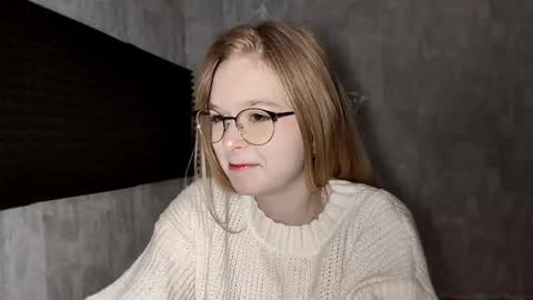 Lia online show from December 22, 7:15 am