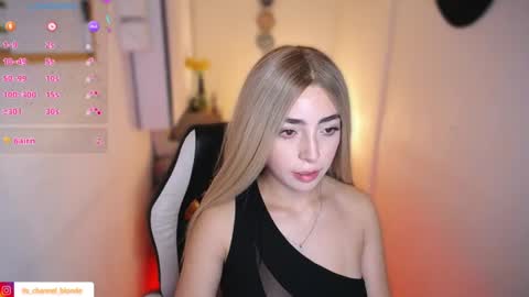 channel_blonde_a online show from June 11, 2:53 am
