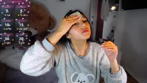 Isabella online show from October 22, 9:45 am