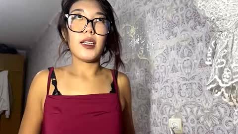 Snapshot of chantaycefalo chatting on October 23, 12:17 pm Ayano online show from October 23, 12:17 pm