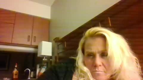 Snapshot of chaosangel33 chatting on December 8, 2:09 pm Ms. Behaving online show from December 8, 2:09 pm