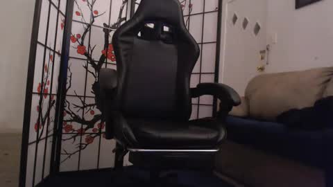 Chariot May online show from December 20, 3:46 am