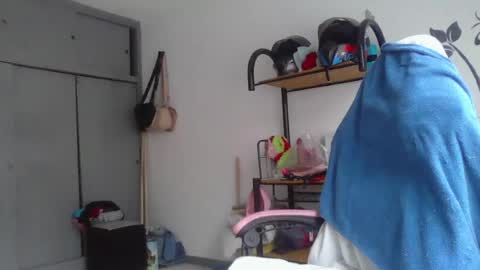 charis 2 online show from July 14, 6:35 pm