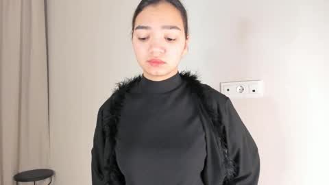 MIchelle online show from November 24, 7:51 am