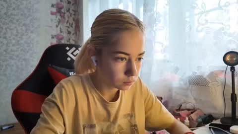 Nancy online show from October 30, 8:26 am