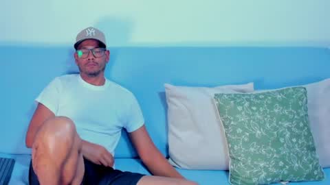 charlie_p_ online show from July 11, 1:10 am